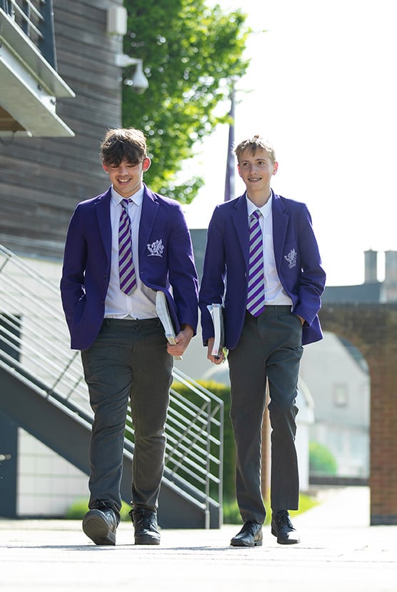 2 Pupils walking to class