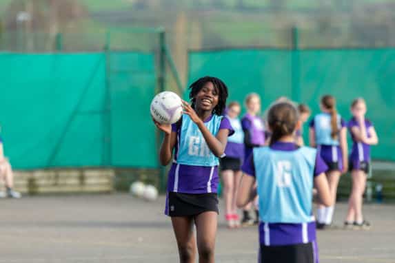 Prep image_girls playing basketball